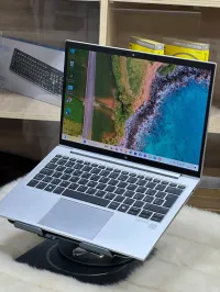 HP ELITEBOOK 830 G11 INTEL CORE ULTRA 7 155U 32GO DDR5 512GO SSD 