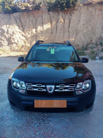 voitures-dacia-duster-2015-facelift-ambiance-bejaia-algerie