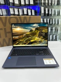 Asus vivobook X16  i5-12éme 8GB 256GB SSD 15,6" FHD Windows 11