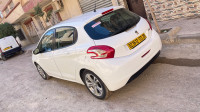 voitures-peugeot-208-2013-msila-algerie