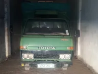 Toyota Bu 30 1983