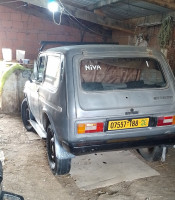 voitures-lada-niva-1988-medea-algerie