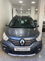 voitures-renault-kangoo-2024-annaba-algerie