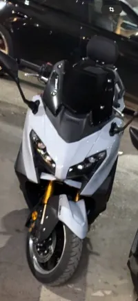 Yamaha Tmax 2025
