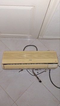 Unité intérieure climatiseur Westpoint 12000 BTU + Plaque + Cuivre
