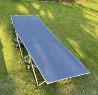سرير تخييم محمول قابل للطي مع حقيبة حمل Lit De Camp Pliable Avec Sac De Transport