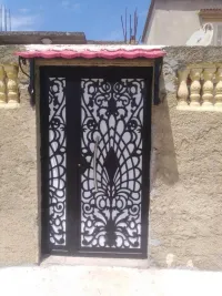 SERRURIE ET FERRONERIE ET CHARPENTE METALLIQUE