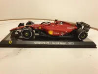 Mignature formule 1 echelle 1/24 ferrari