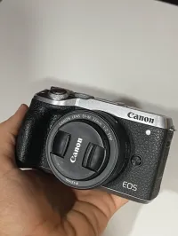 Canon m6 mark II + 22mm f/2 STM