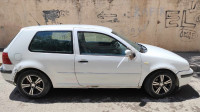 moyenne-berline-volkswagen-golf-4-2000-ain-naadja-alger-algerie