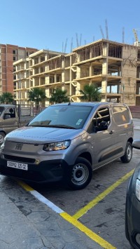 السيارات-النفعية-fiat-doblo-van-2025-الشلف-الجزائر