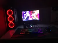 Unité gamer Prosisour : i5 6eme gpu: rx 580 8gb Ram : 8gb ddr 4 Stokag: 500hdd/128ssd ymchi ga3 jux 