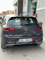 moyenne-berline-volkswagen-golf-8-etsi-2023-style-biskra-algerie