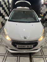 voitures-peugeot-208-2014-allure-ouled-moussa-boumerdes-algerie