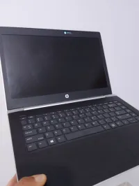 HP probook 440 G5   " i5 8250U boost (3.4GHz)  8th gen " 4 cœur 8 cpu 