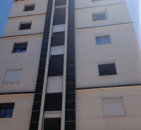 appartement-vente-f4-alger-bordj-el-bahri-algerie