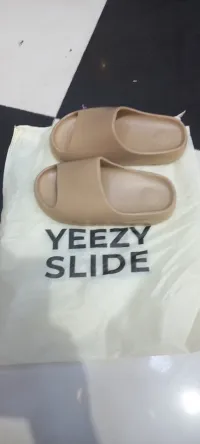 Tongs yeezy slide adidas pour enfants 