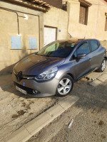 voitures-renault-clio-4-2014-damous-tipaza-algerie