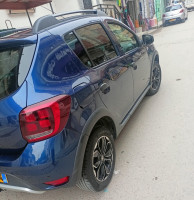 voitures-dacia-sandero-2019-stepway-taoura-souk-ahras-algerie