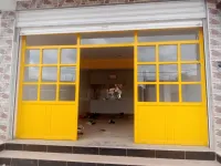 Vitrine bois moderne 