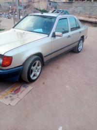 سيارات-mercedes-classe-e-1989-الونزة-تبسة-الجزائر