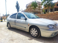 voitures-renault-megane-1-1996-constantine-algerie