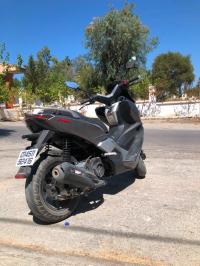 motos-scooters-vmax-rk-2024-baba-hassen-alger-algerie
