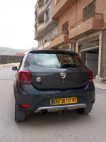 voitures-dacia-sandero-2017-stepway-biskra-algerie