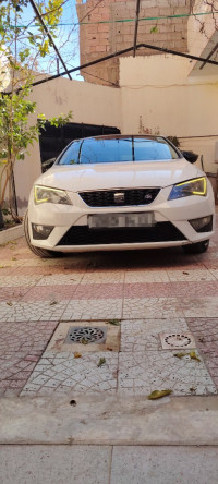 voitures-seat-leon-2014-tlemcen-algerie