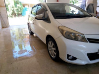 voitures-toyota-yaris-2013-abou-el-hassan-chlef-algerie