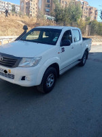 utilitaire-toyota-hilux-2015-legend-dc-4x4-medea-algerie