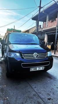 voitures-volkswagen-multivan-2011-bouzareah-alger-algerie