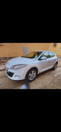 voitures-renault-megane-3-2012-mascara-algerie