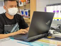 ASUS ROG Strix G17 G713PI-HX049W RYZEN 9 7945HS 32GO 1TB SSD RTX4070 8GO 