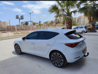 voitures-seat-leon-2021-fr-hybride-annaba-algerie