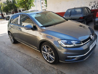 moyenne-berline-volkswagen-golf-7-2019-drive-skikda-algerie