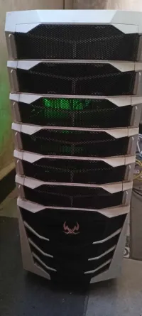 pc bon état 8/10 green rgb