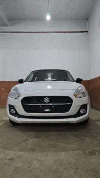 Suzuki Swift 2025 GLX