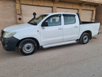 utilitaire-toyota-hilux-2013-dcabin-berrouaghia-medea-algerie