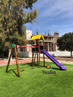 construction-works-aires-de-jeux-pour-enfants-misseghine-oran-algeria