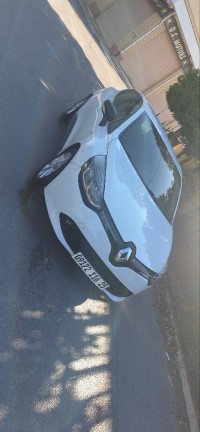 سيارات-renault-clio-4-2016-limited-2-الخروب-قسنطينة-الجزائر