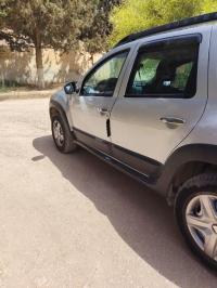 voitures-dacia-duster-2015-djelfa-algerie