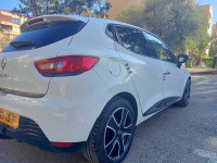 voitures-renault-clio-4-2015-limited-2-khemis-el-khechna-boumerdes-algerie