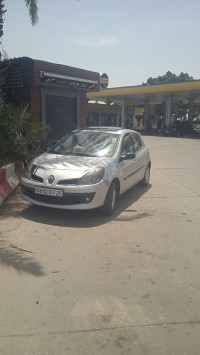 سيارات-renault-clio-3-2007-بني-مراد-البليدة-الجزائر