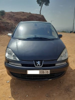 break-familiale-peugeot-807-2006-chlef-algerie