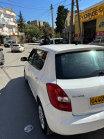 voitures-skoda-fabia-2014-visage-bir-mourad-rais-alger-algerie