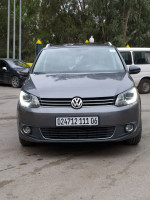 voitures-volkswagen-touran-2011-kherrata-bejaia-algerie