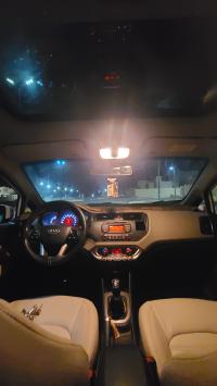 سيارات-kia-rio-5-portes-2012-غرداية-الجزائر