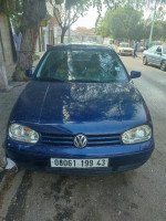 moyenne-berline-volkswagen-golf-4-1999-fr-ferdjioua-mila-algerie