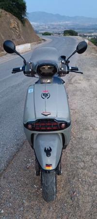 دراجات-نارية-وسكوترات-vms-victoria-200cc-2024-العامرة-عين-الدفلة-الجزائر